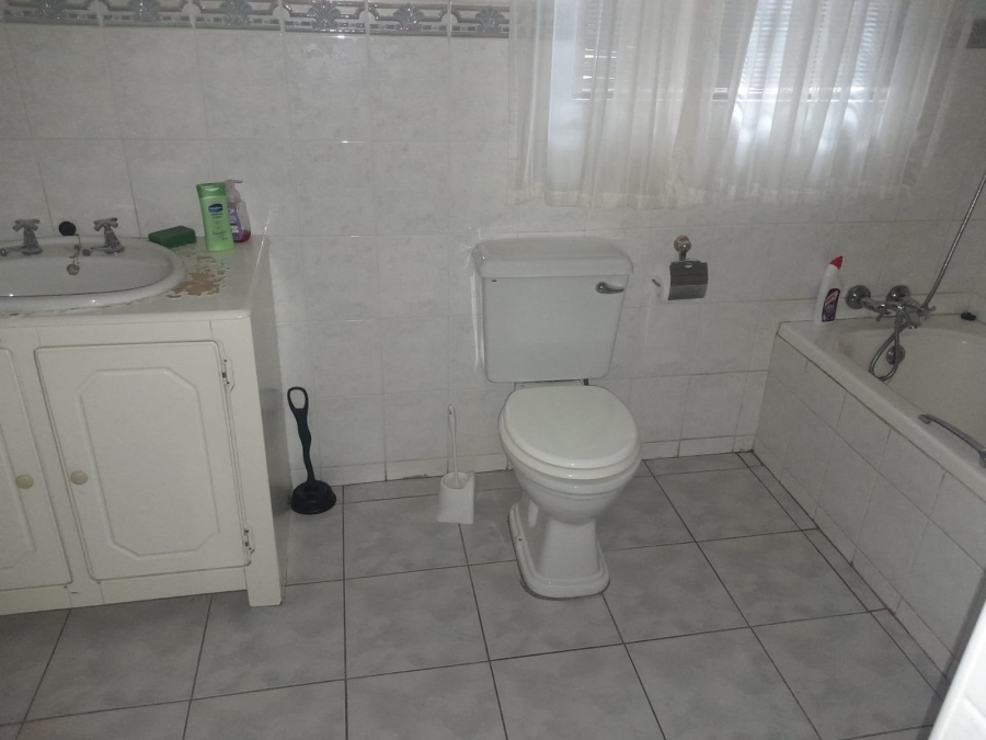 5 Bedroom Property for Sale in Cashan North West